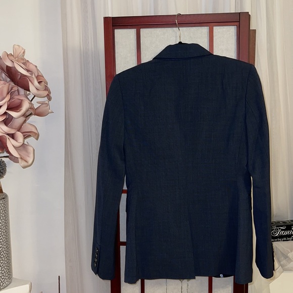 Banana Republic two-pc pant suit - Picture 3 of 4